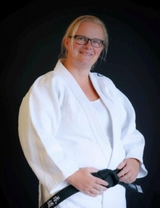 Yvonne Mikolajewicz Trägerin des 2. Dan im Judo